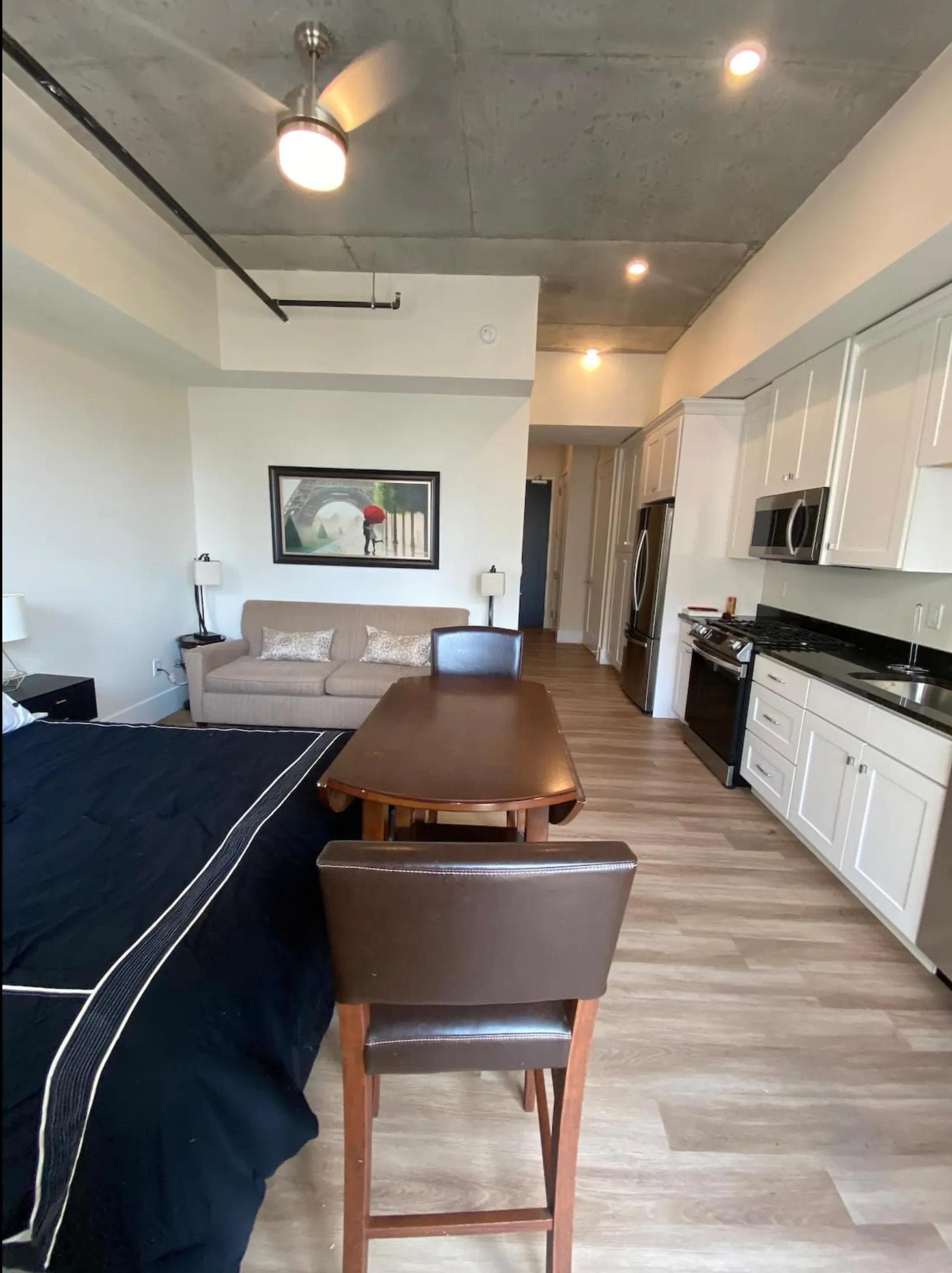 East Bank Luxe Studio listing
